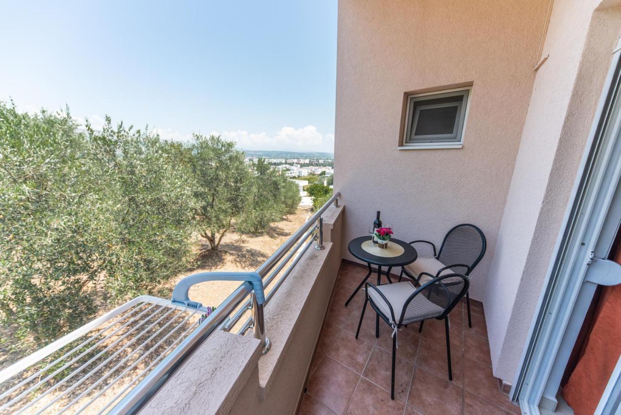 Apartments Villa Egzon Ulcinj Exterior foto