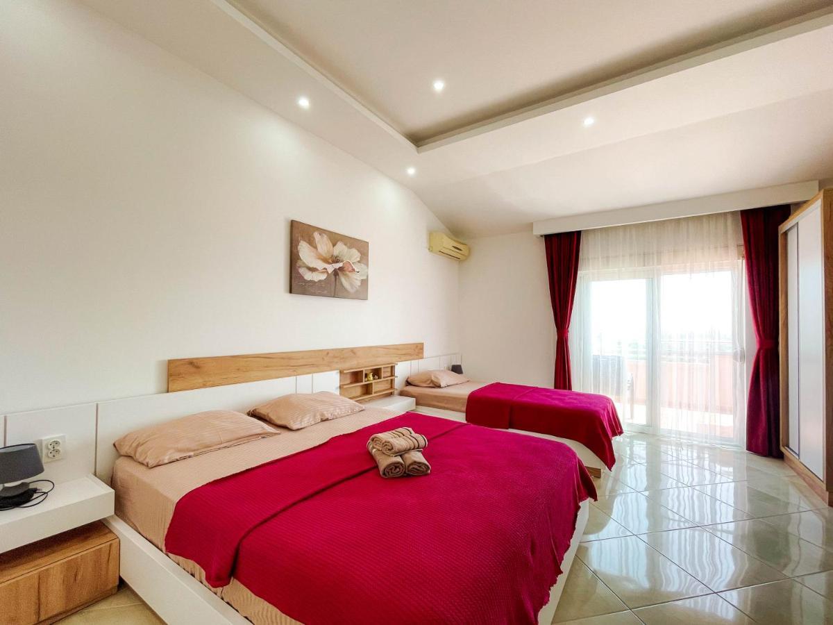 Apartments Villa Egzon Ulcinj Exterior foto